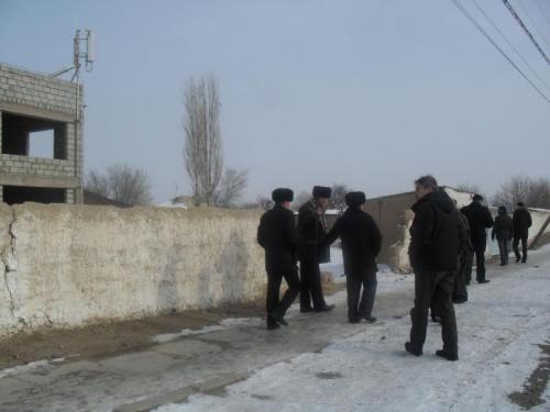 14.01.11. Meeting with the owners of real estate in Shaga village (Turkestan)