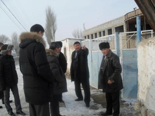 14.01.11. Meeting with the owners of real estate in Shaga village (Turkestan)