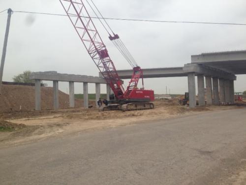 Installation of  T-beams at overpass (PK 636)