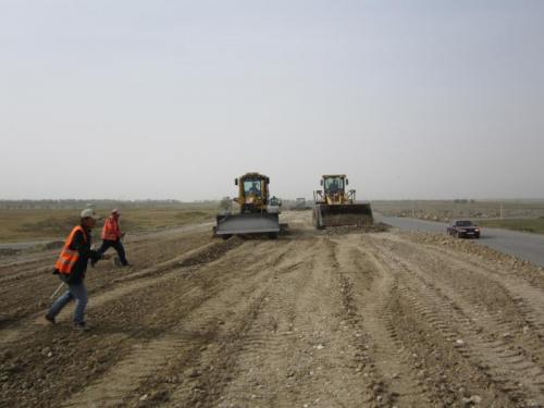 Subgrade filling km 669+200.