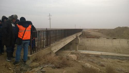 Installation of pedestrian railings at bridges. Lot No.6 1650-1702 km