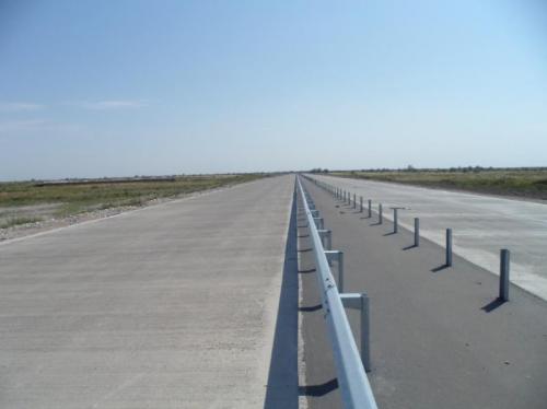 PK 235 Guardrails median lane installation