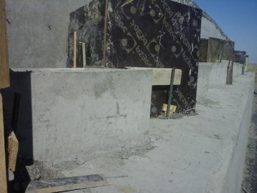 PK 423+16 Formwork of antiseismic blocks, support # 1  