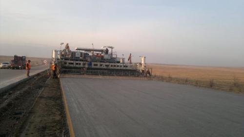 Laying of cement concrete pavement PK 780-ПК784